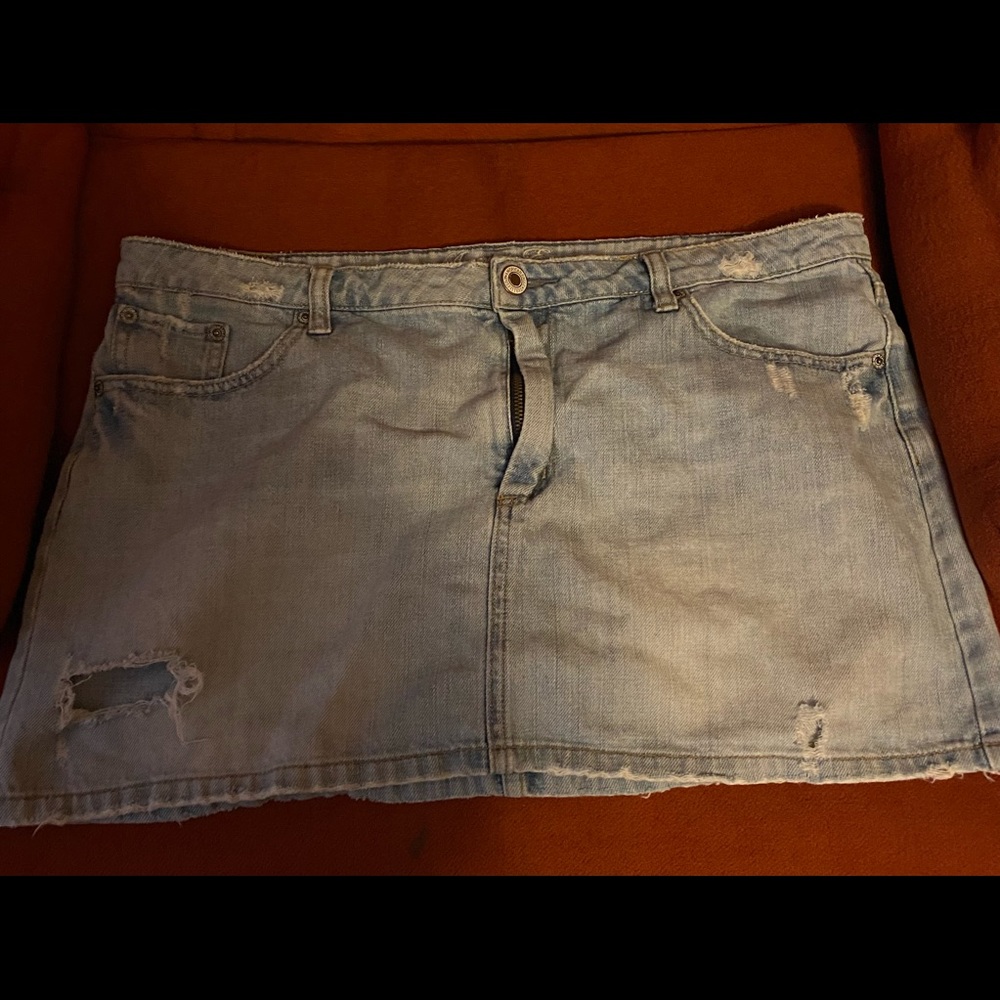 American Eagle mini skirt